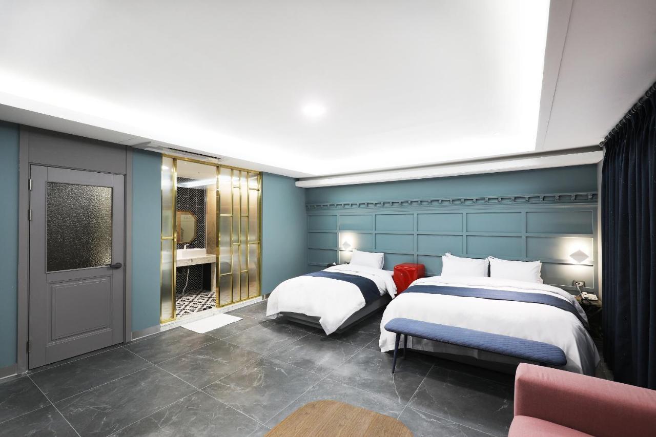 El Tower Hotel Gunsan Eksteriør billede