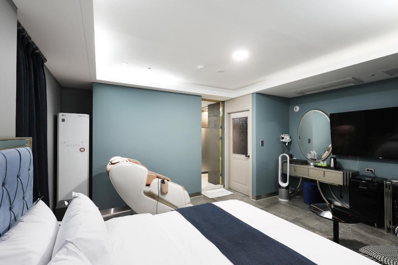 El Tower Hotel Gunsan Eksteriør billede