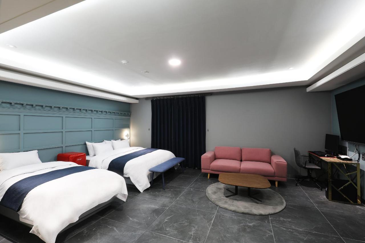 El Tower Hotel Gunsan Eksteriør billede