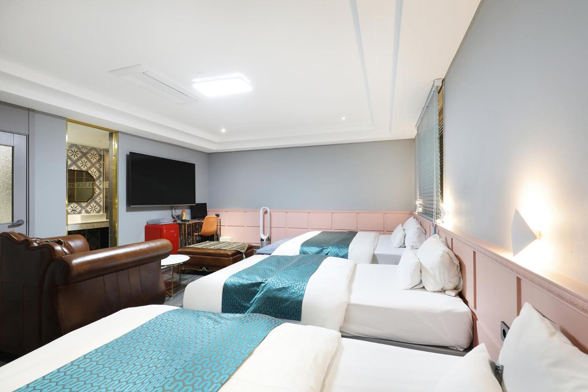 El Tower Hotel Gunsan Eksteriør billede